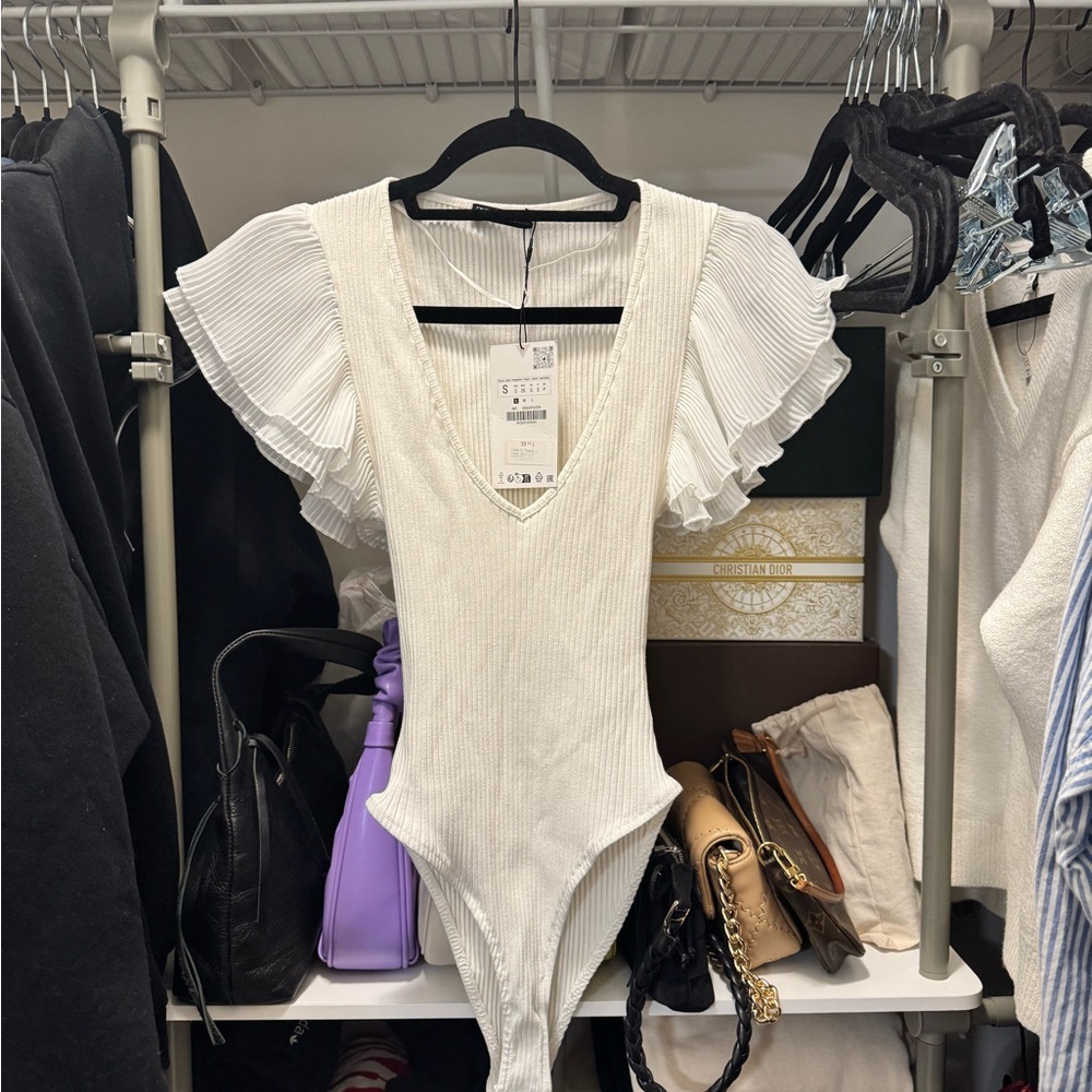 Zara Cream Ruffle Sleeve Bodysuit